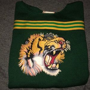 Authentic Gucci Sweater kids size 6